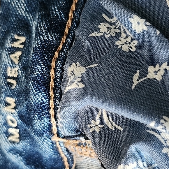 Jeans - Picture 6 of 6